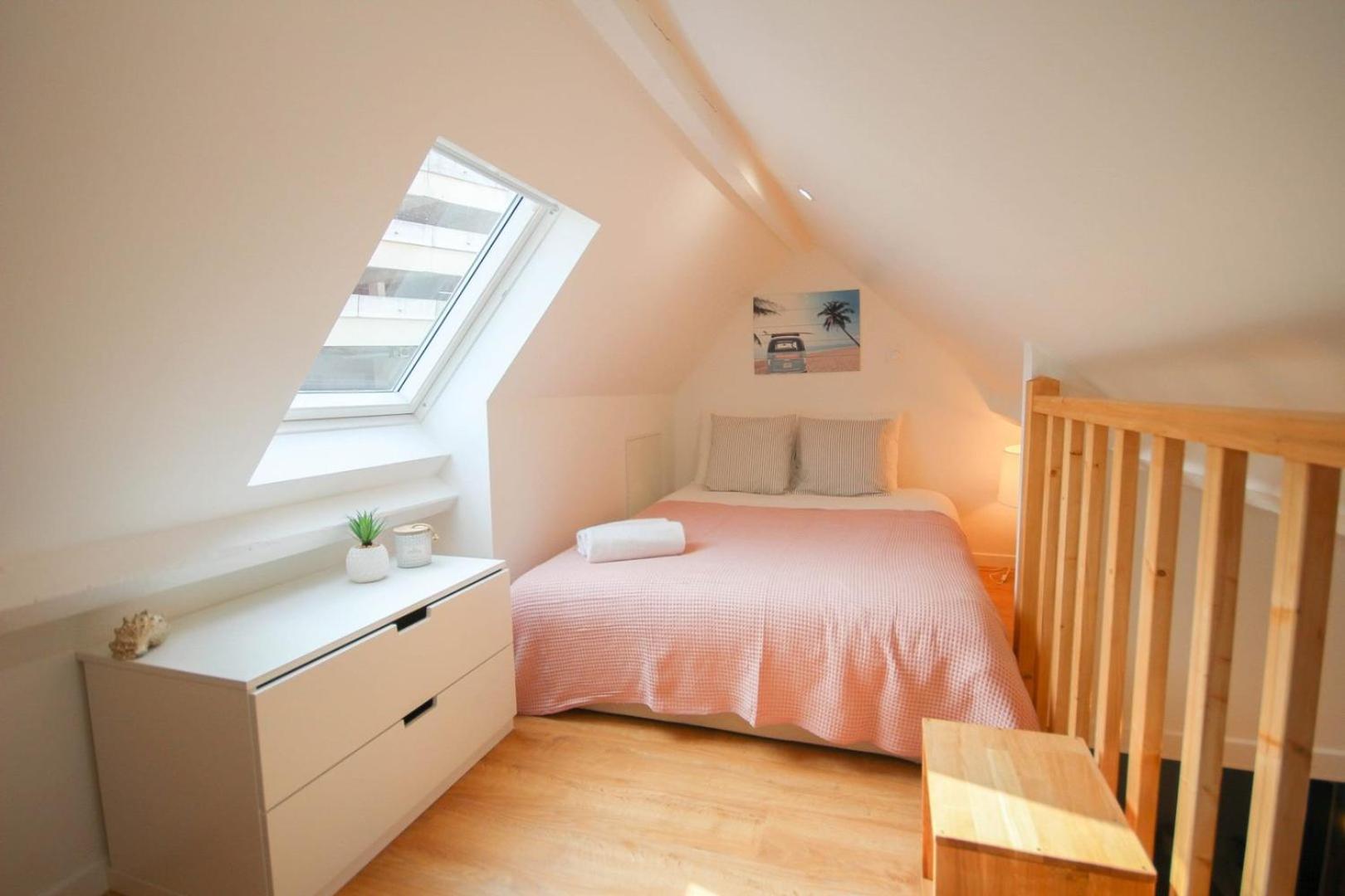 Bright, Fully-Equipped Apartment In Central リール エクステリア 写真